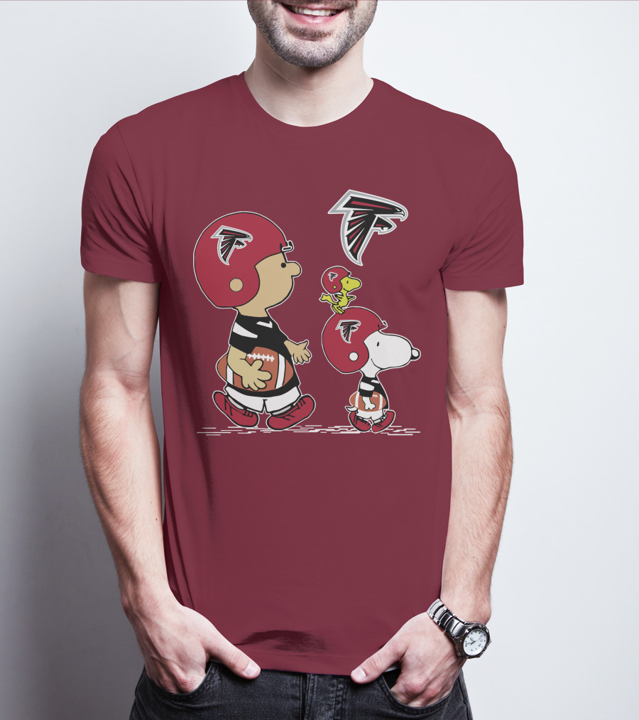 Falcons Snoopy Charlie Brown Woodstock Football Team T-Shirt