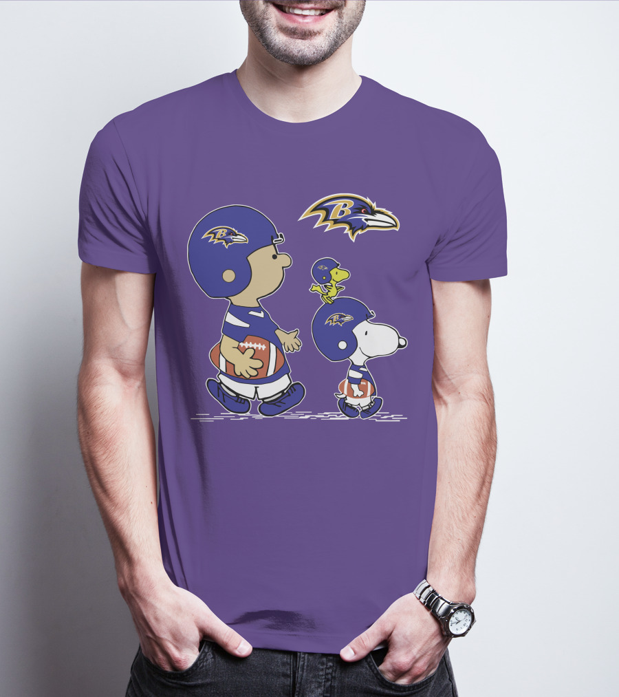 Baltimore Ravens Peanuts Snoopy And Woodstock Football T-Shirt
