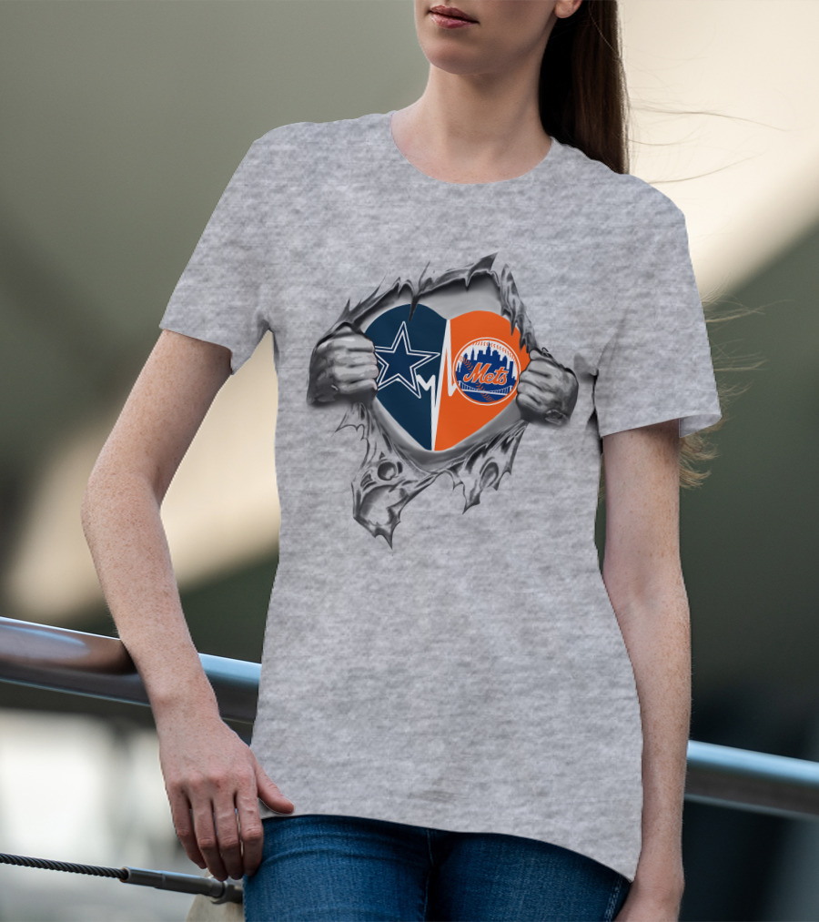 Cowboys Mets Heart Logo Ripped T-Shirt
