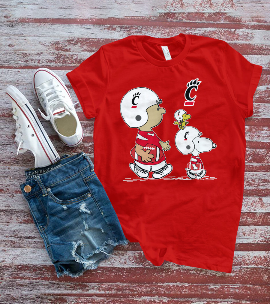 Cincinnati Bearcats Football Snoopy And Woodstock Game Day T-Shirt