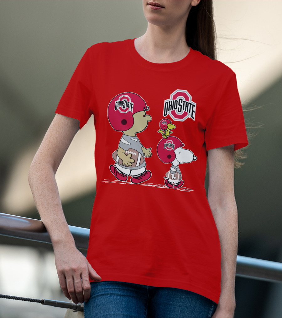 Ohio State Football Snoopy And Woodstock Peanuts Sports Gear T-Shirt