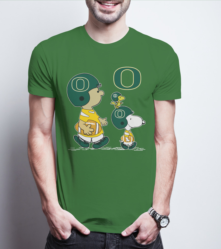 Oregon Ducks Snoopy Charlie Brown Woodstock Football Helmet Peanuts T-Shirt
