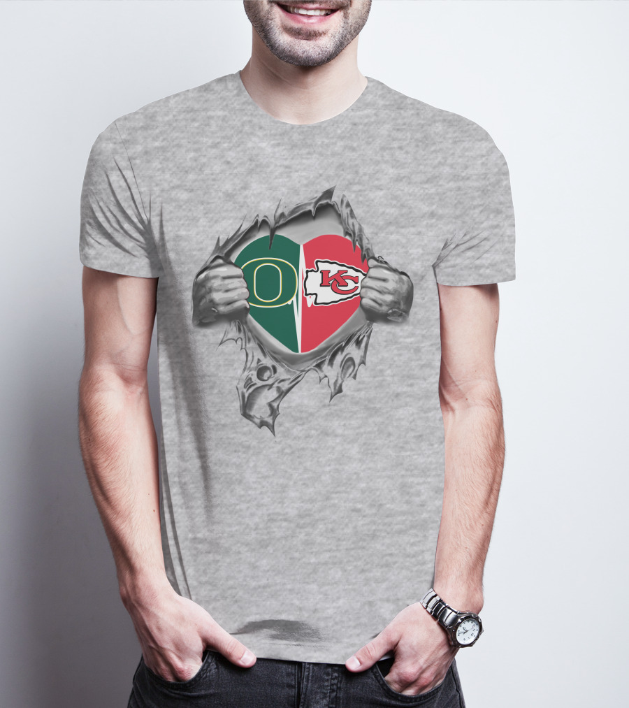 Chiefs Ducks Heart Peeking Design With Kansas City Logo And Oregon Emblem T-Shirt