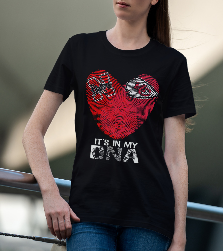 Nebraska Cornhuskers Kansas City Chiefs It's In My DNA Fingerprint Heart T-Shirt