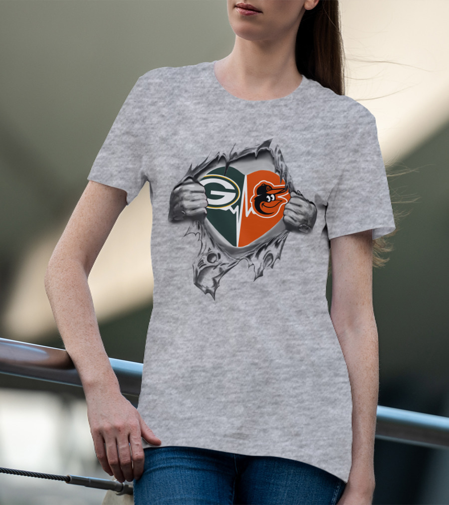Green Bay Packers Baltimore Orioles Heartbeat Torn Fabric T-Shirt