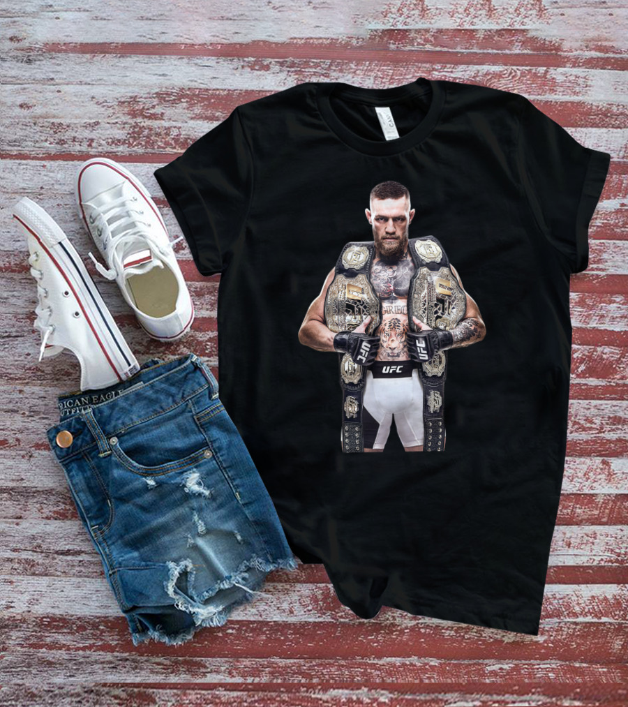 Conor McGregor Double UFC Champion EA Sports UFC 3 Cover UFC 196 Victory T-Shirt