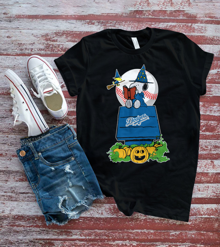 Halloween Dodgers Snoopy Wizard With Woodstock And Pumpkins T-Shirt