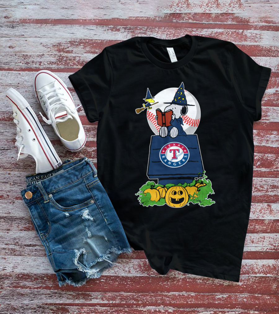 Texas Rangers Snoopy Halloween Pumpkins Magic Scene T-Shirt