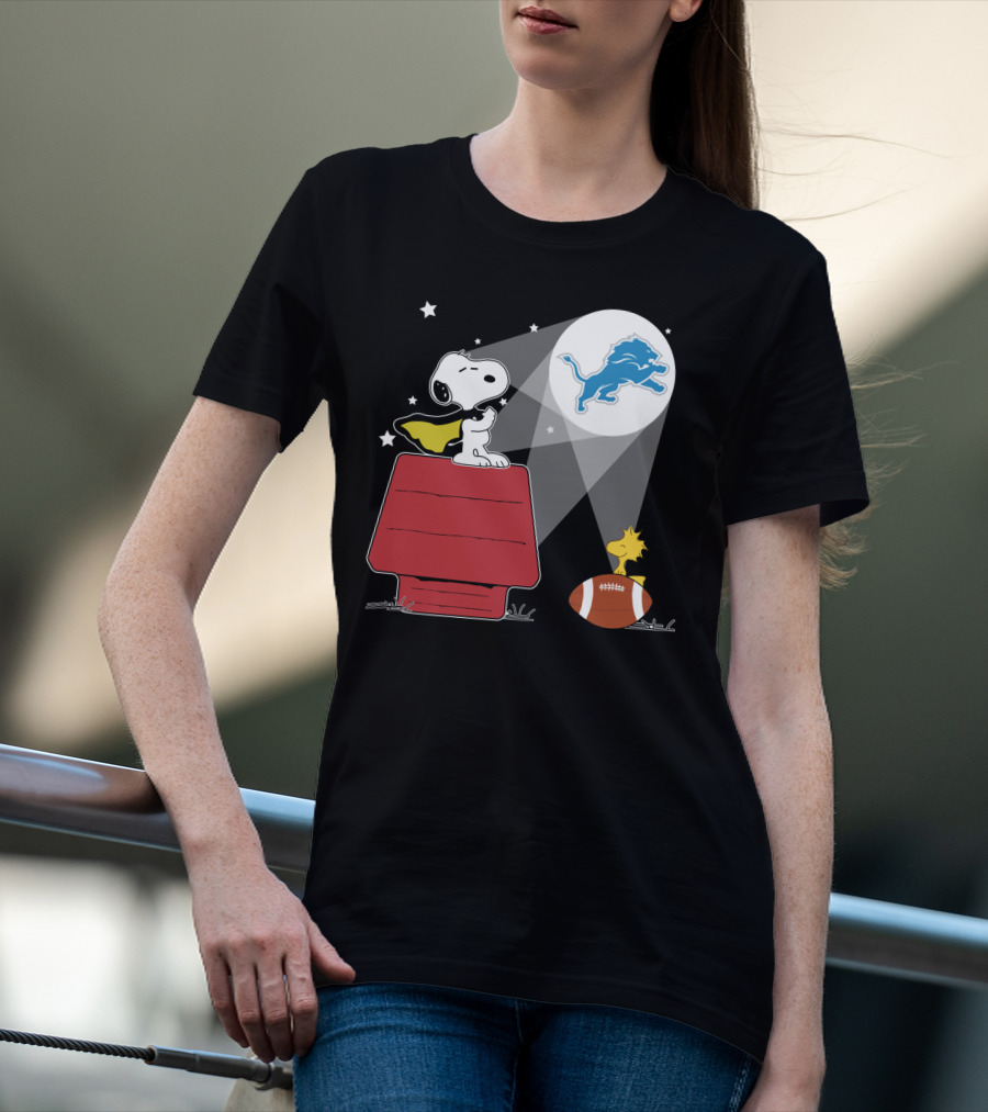 Snoopy Woodstock Moonlight Detroit Lions Football T-Shirt