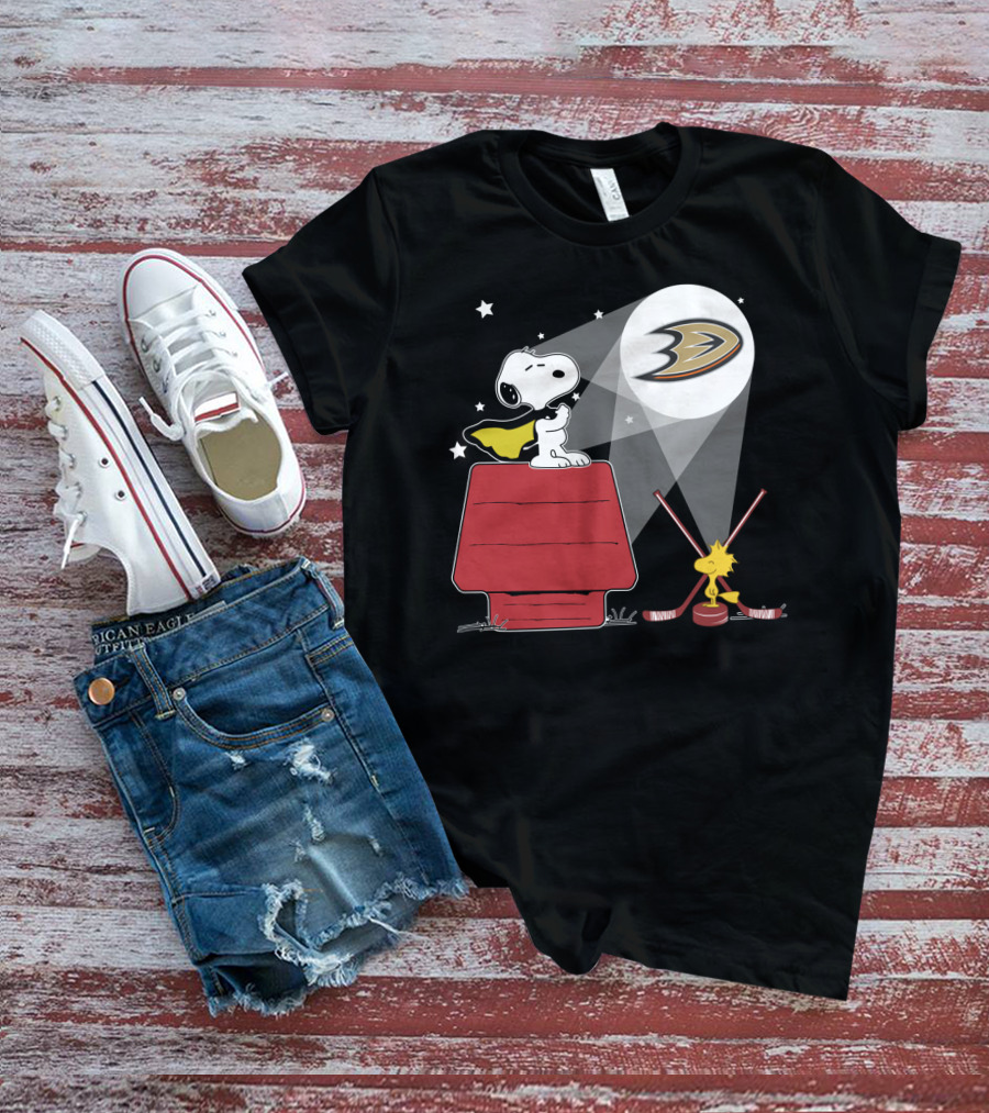 Anaheim Ducks Snoopy Woodstock Hockey Spotlight T-Shirt