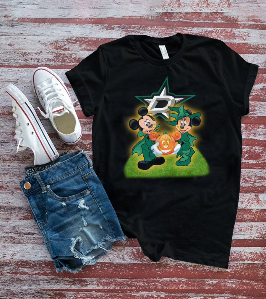 Dallas Stars Halloween Mickey And Minnie With Pumpkin On Grass Background T-Shirt
