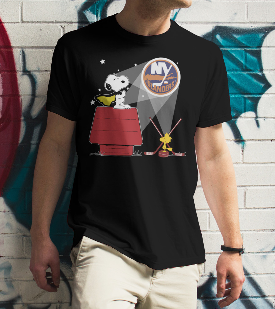 Ny Islanders Snoopy Woodstock Hockey Fan Scene T-Shirt