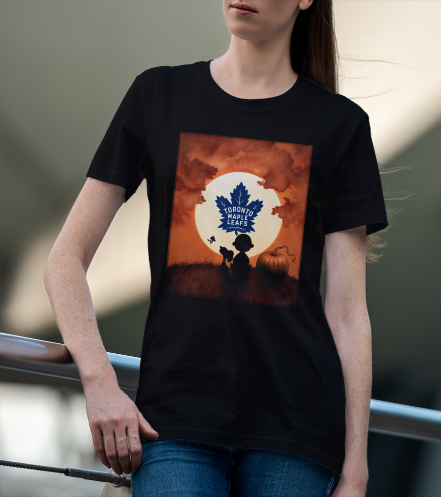 Toronto Maple Leafs Halloween Moon Silhouette With Pumpkin T-Shirt