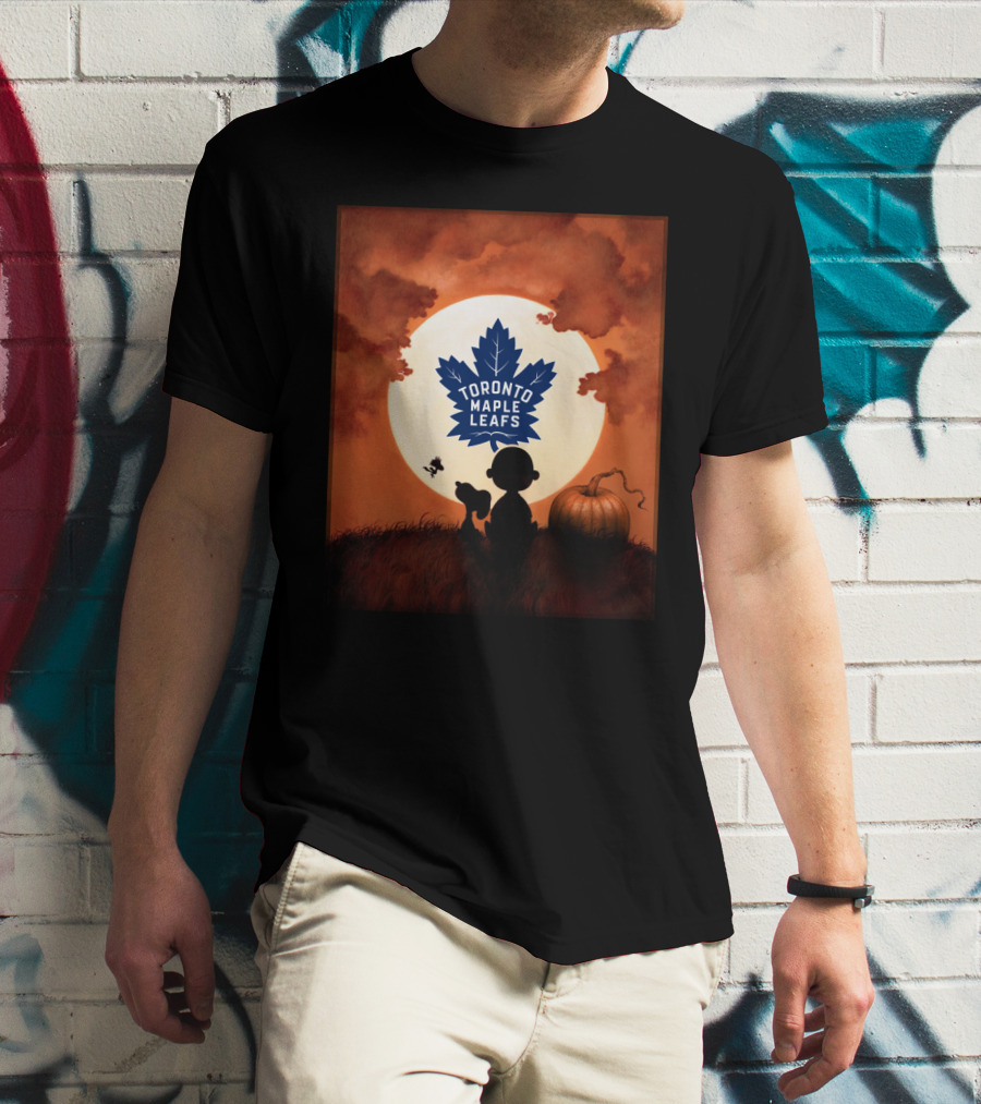 Toronto Maple Leafs Halloween Moon Silhouette With Pumpkin T-Shirt