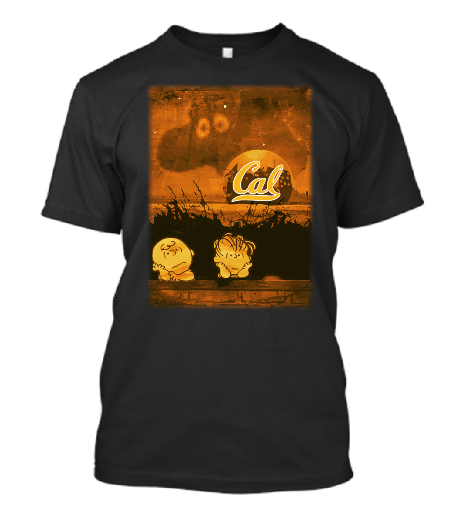 Cal Halloween Football With Charlie Brown And Linus Great Pumpkin T-Shirt