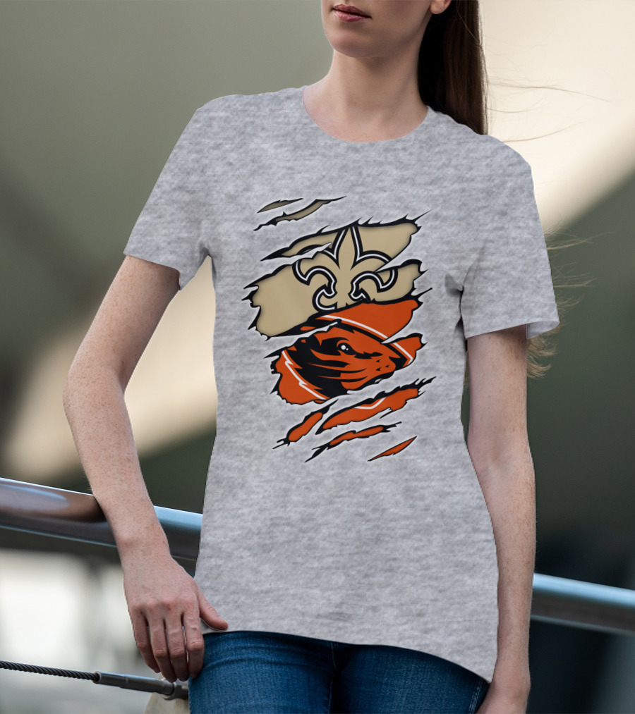 Saints Fleur-de-lis And Beavers Mascot Ripped T-Shirt