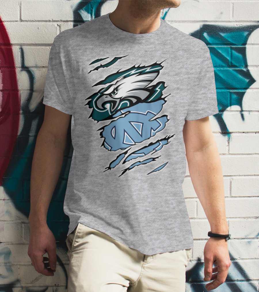 Philadelphia Eagles North Carolina Tar Heels Logo Fusion T-Shirt