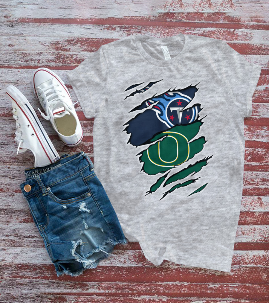 Tennessee Titans And Oregon Ducks Ripped Logo Claw Marks T-Shirt