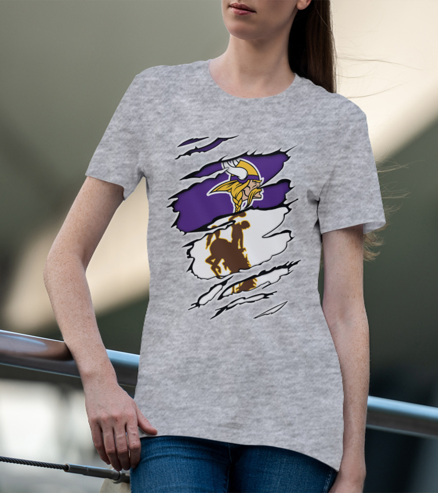 Vikings Wyoming Cowboy Ripped T-Shirt