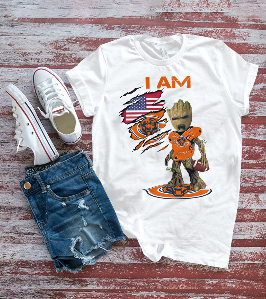 I AM Bears Baby Groot Holding Football With American Flag And Chicago Bears T-Shirt