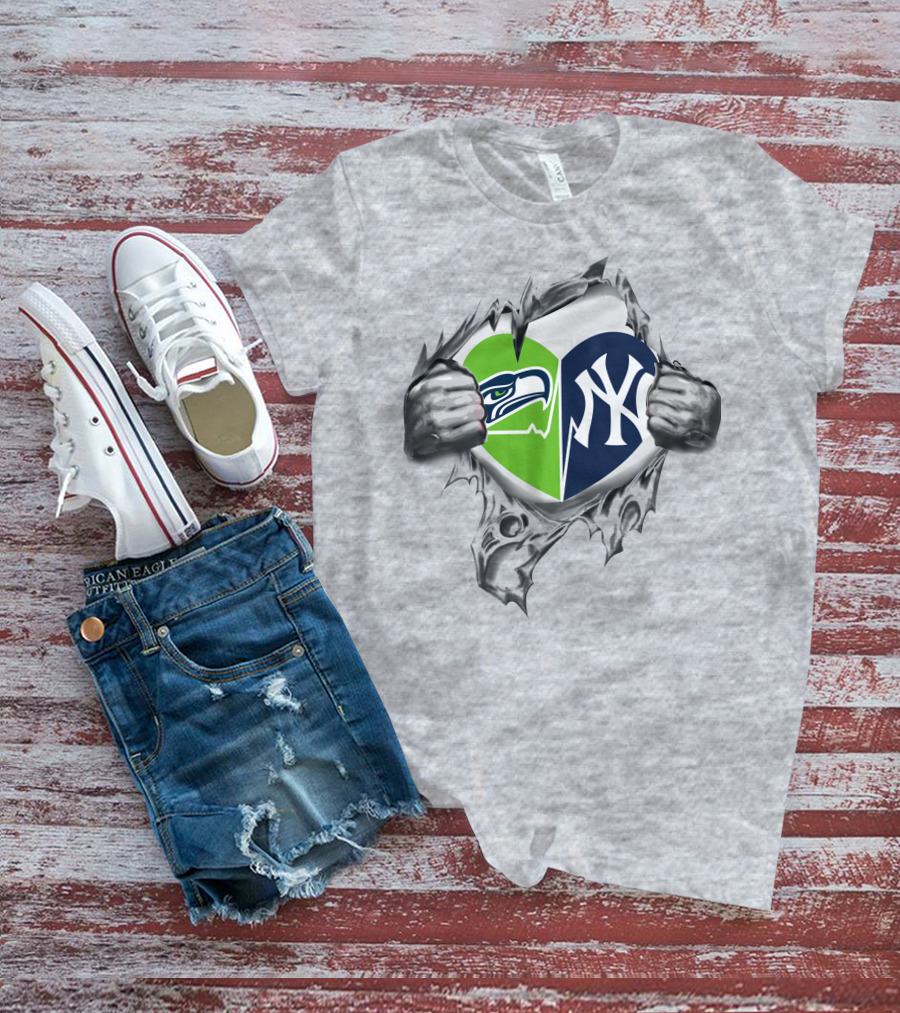 Seahawks Yankees Heart T-Shirt