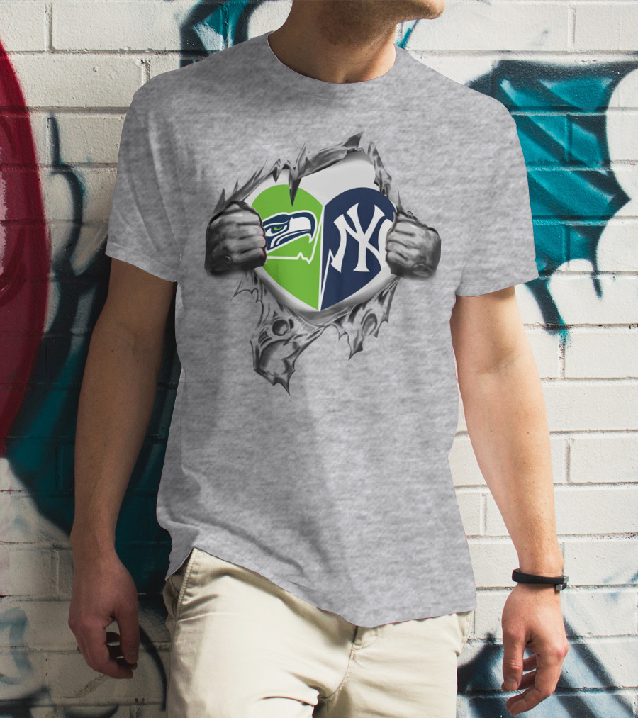 Seahawks Yankees Heart T-Shirt