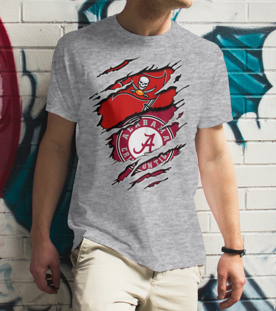 Alabama Crimson Tide Tampa Bay Buccaneers Ripped Flag Fusion T-Shirt