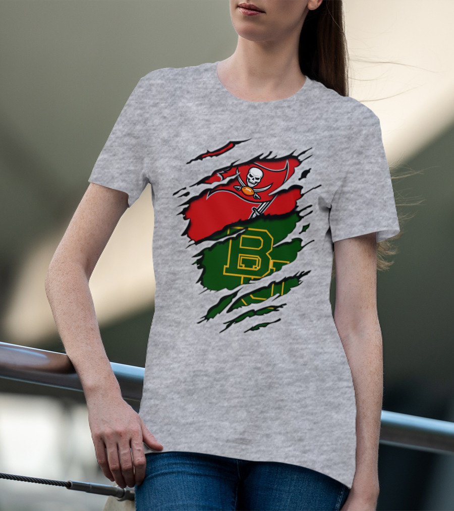 Buccaneers Baylors Skull Flag Ripped T-Shirt