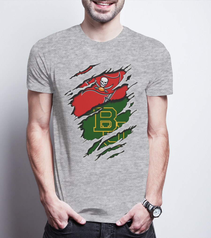 Buccaneers Baylors Skull Flag Ripped T-Shirt