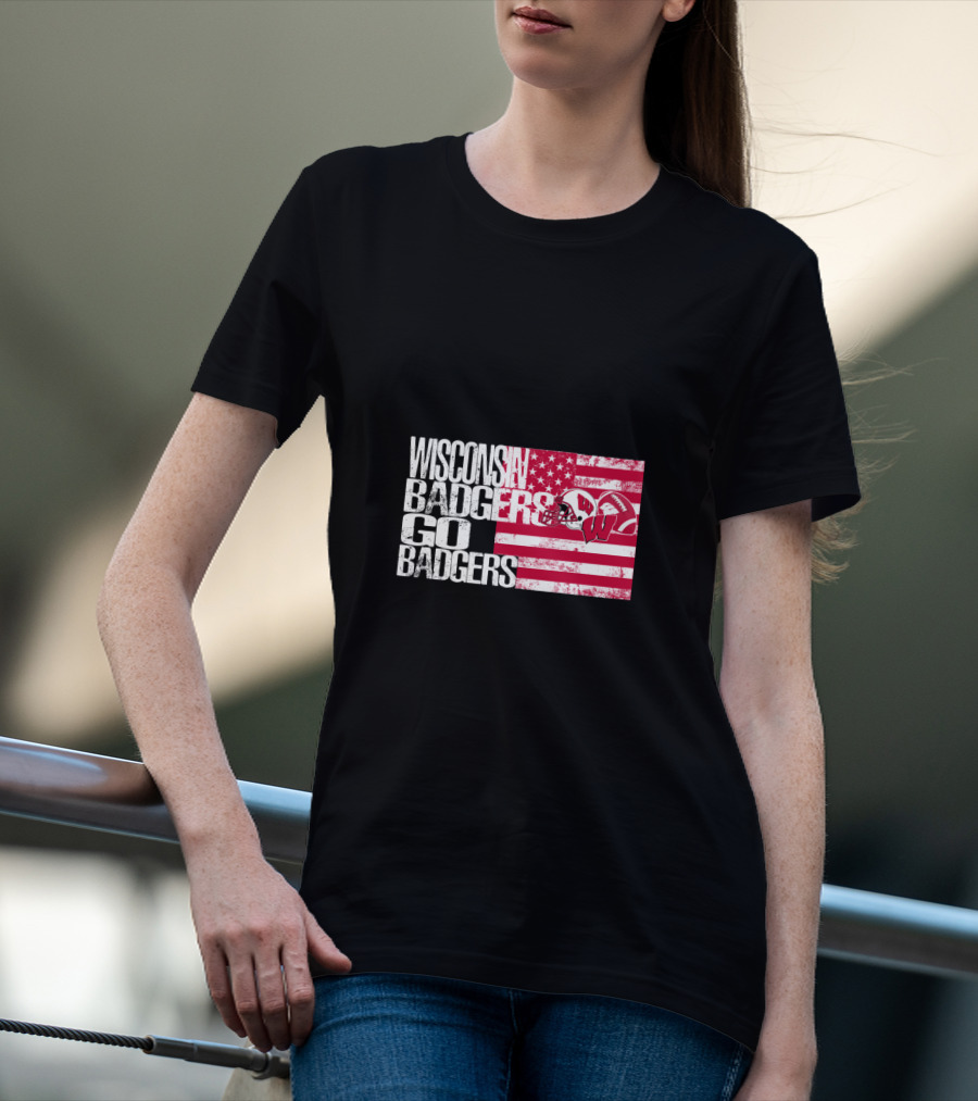 Wisconsin Badgers Go Badgers American Flag Helmet T-Shirt