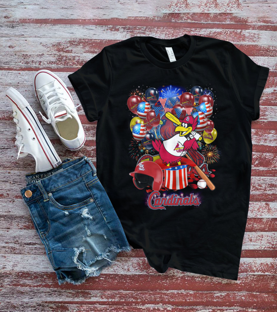 St Louis Cardinals Patriotic Fireworks And Balloons T-Shirt