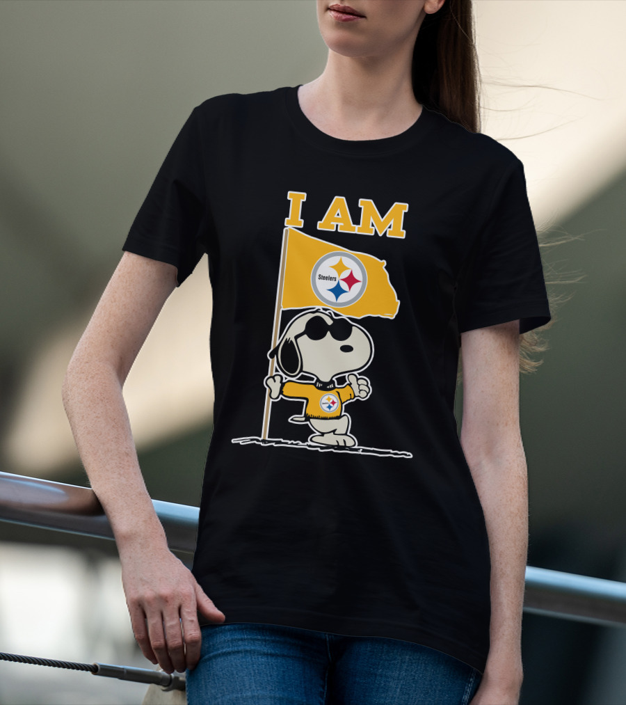 I Am Pittsburgh Steelers Snoopy Flag T-Shirt