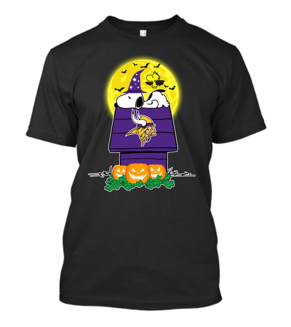 Minnesota Vikings Snoopy Halloween Peanuts Woodstock Pumpkins Full Moon T-Shirt