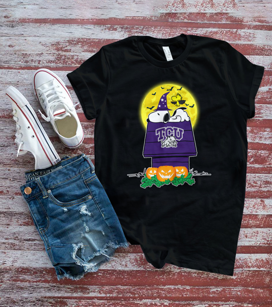Tcu Horned Frogs Snoopy Halloween Pumpkins Full Moon T-Shirt