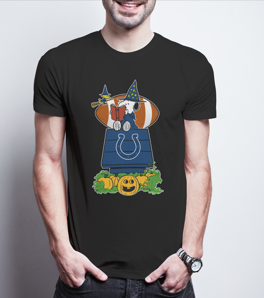 Indianapolis Colts Snoopy Witch Hat Football Halloween Pumpkin T-Shirt