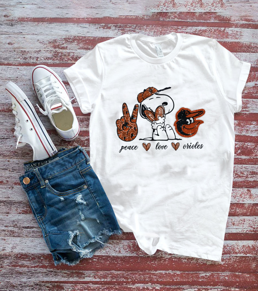Peace Love Orioles Snoopy Cheerful Baltimore Baseball Spirit T-Shirt