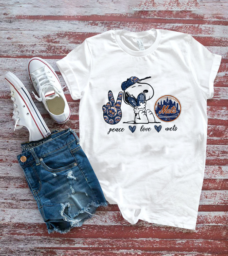 Peace Love Mets Snoopy T-Shirt
