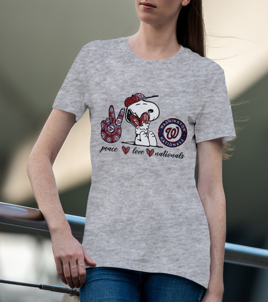 Peace Love Washington Nationals Snoopy MLB Fan T-Shirt