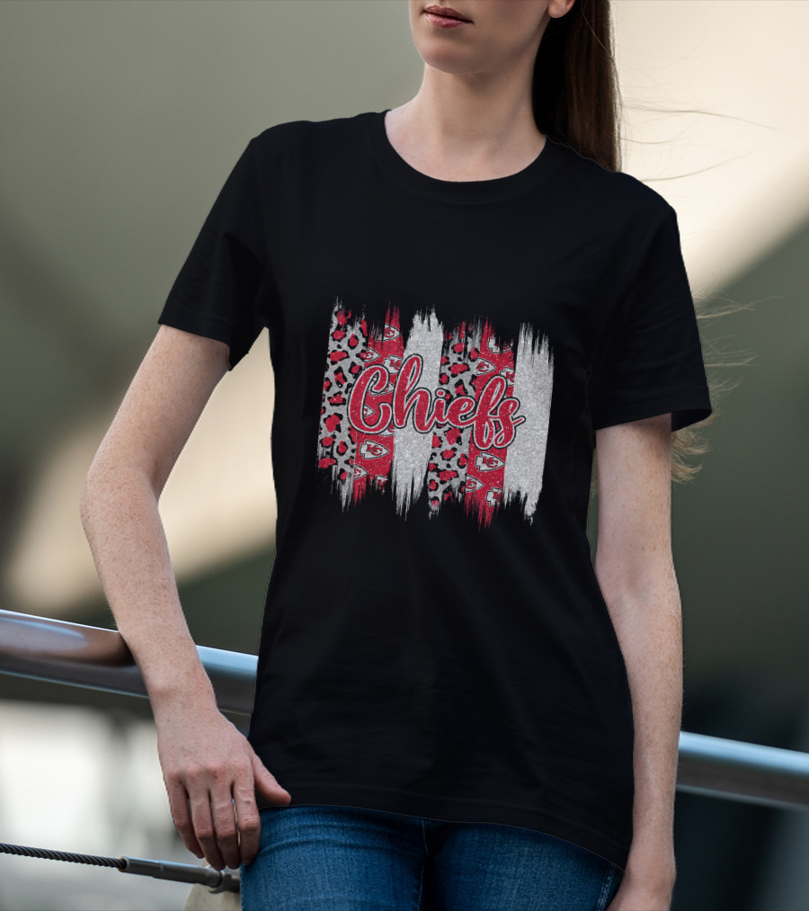 Chiefs Brushstroke Leopard Glitter T-Shirt