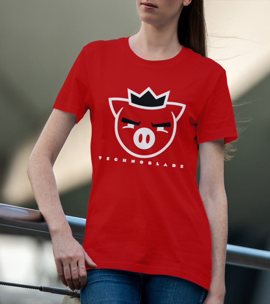 TECHNOBLADE Pig Crown T-Shirt