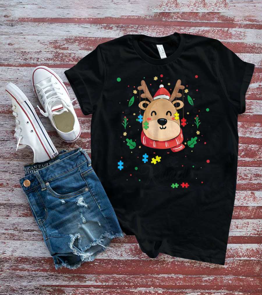Be Kind Reindeer With Santa Hat And Colorful Puzzle Pieces Autism T-Shirt