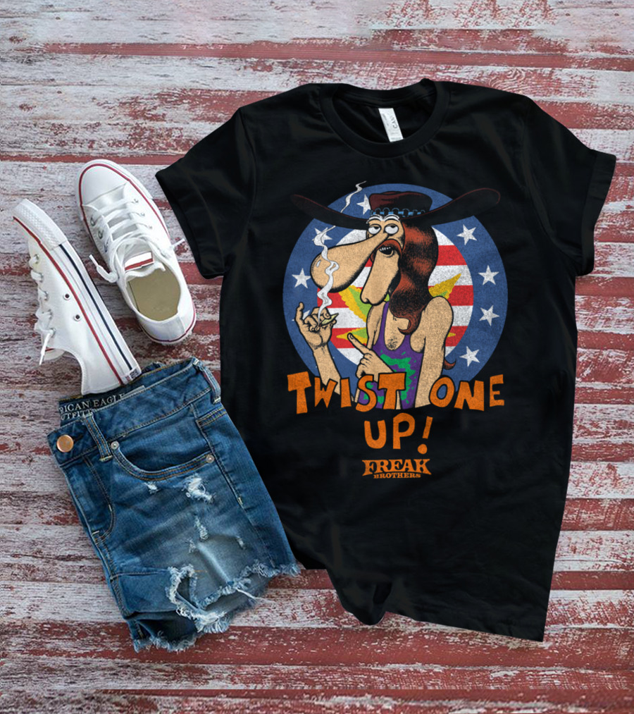 Freak Brothers Twist One Up Star-Spangled Smoking Character T-Shirt