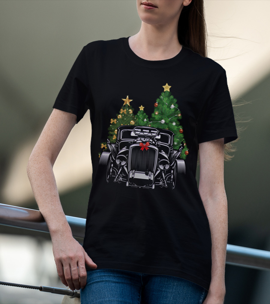Hot Rod Ugly Christmas Classic American Car With Holiday Tree Decorations T-Shirt