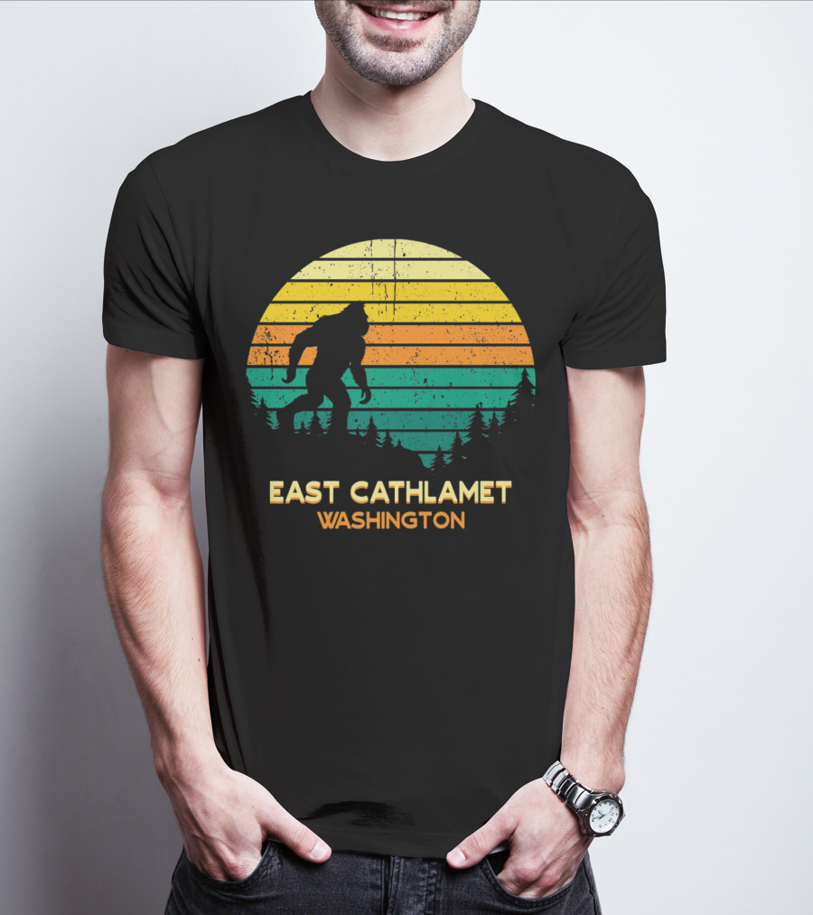East Cathlamet Washington Bigfoot Retro Sunset Scene T-Shirt