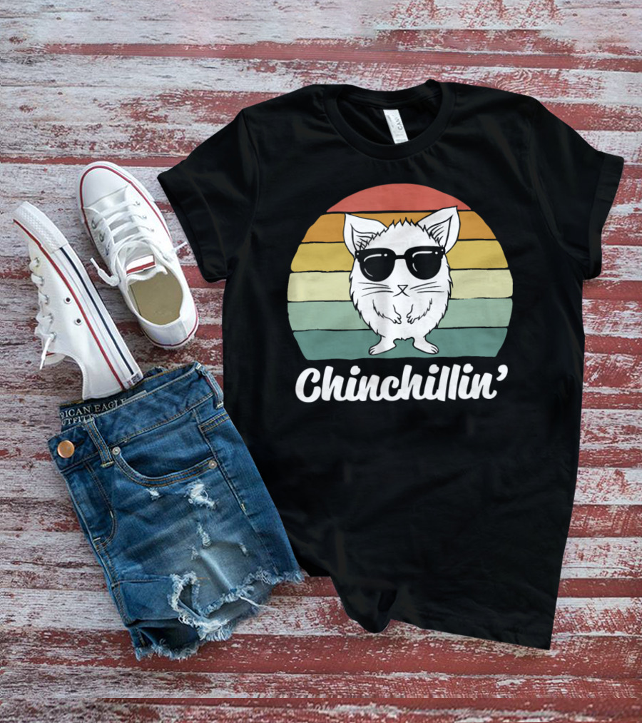 Chinchillin' Funny Chinchilla Owner Lover Retro Sunglasses T-Shirt