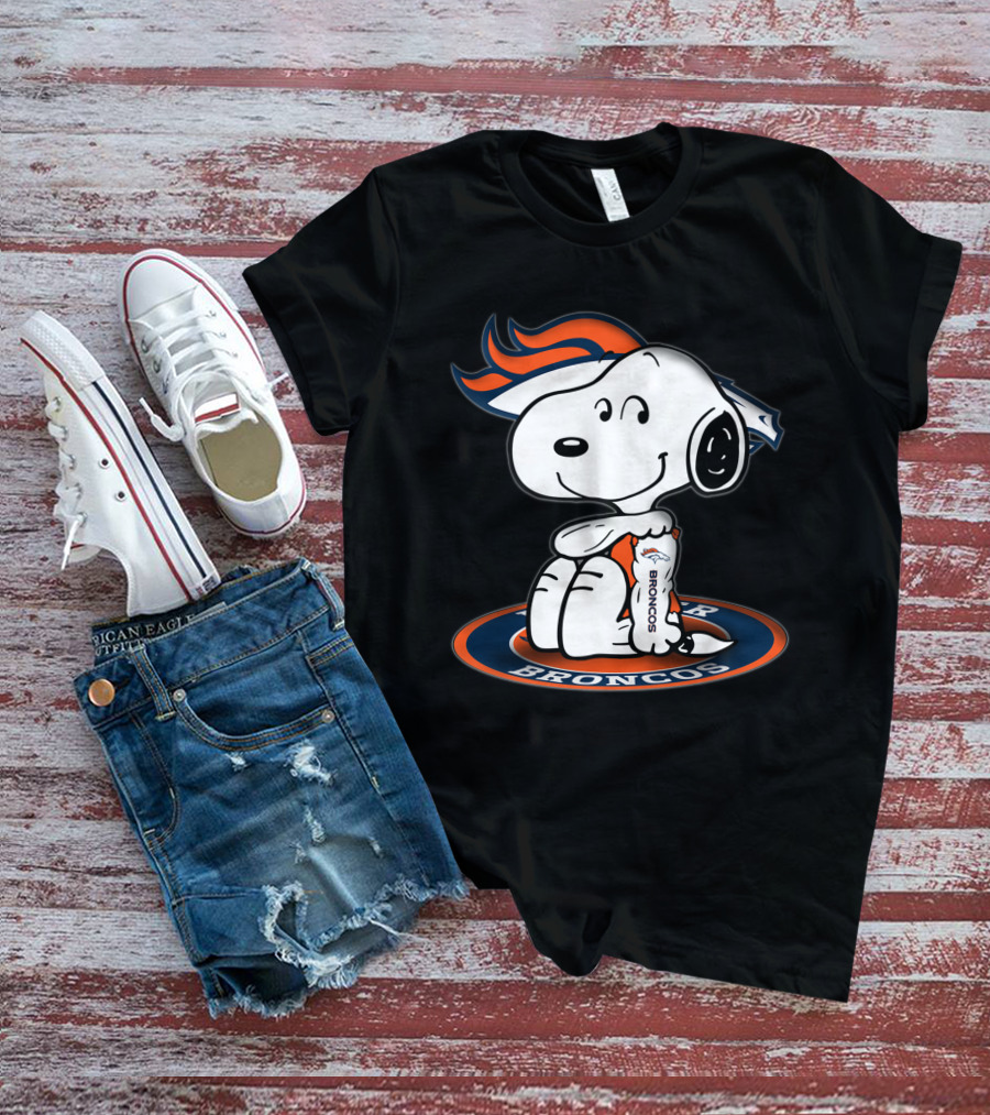 Snoopy Denver Broncos Fan T-Shirt