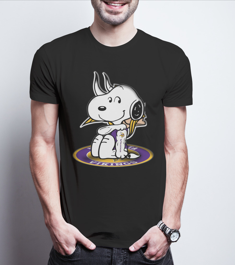 Minnesota Vikings Snoopy Peanuts Cuddly Football Fan T-Shirt