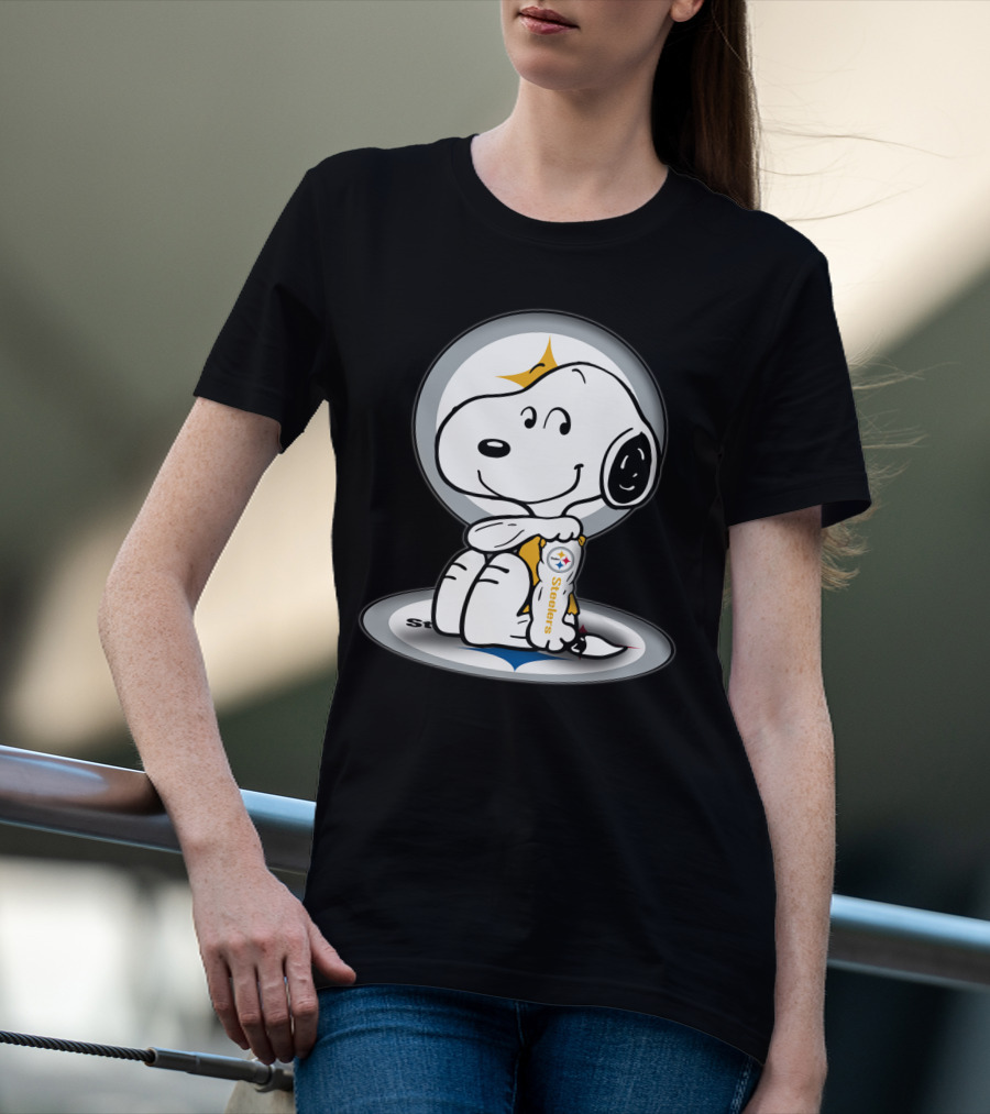 Snoopy Holding Pittsburgh Steelers Football T-Shirt