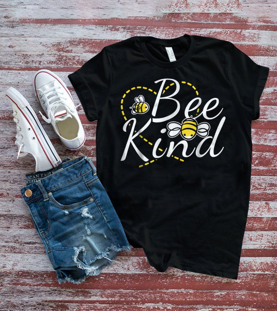 Bee Kind Cute Bees Heart T-Shirt