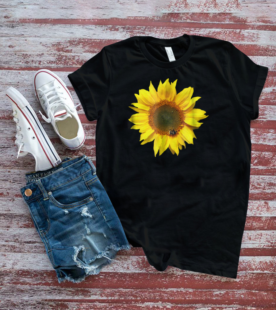 Sunflower With Bee On Petal Flower Nice T-Shirt